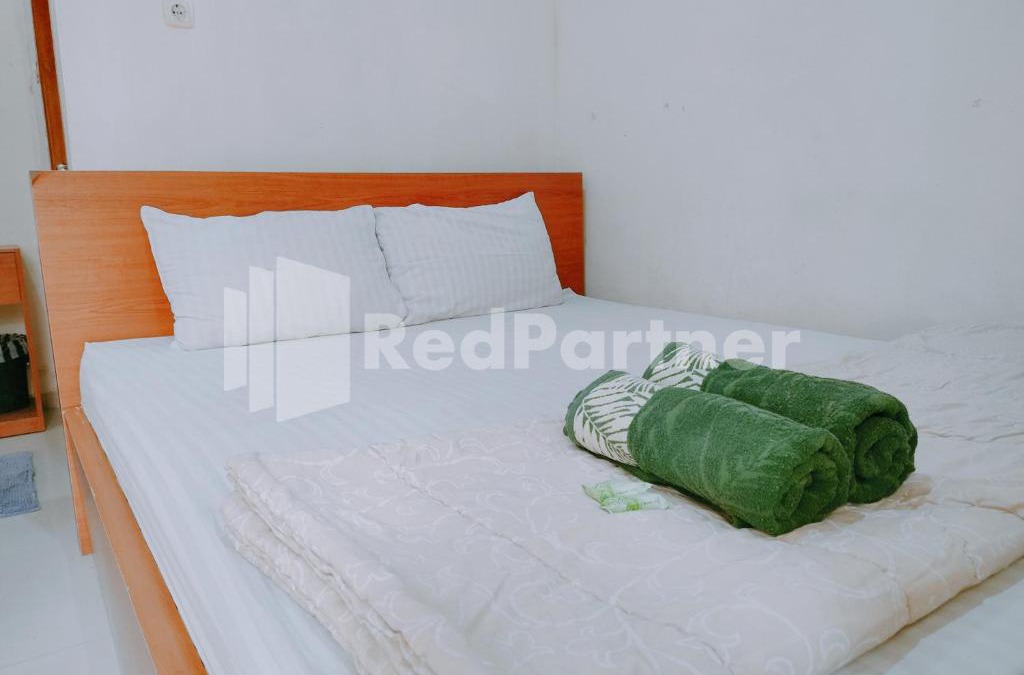 Wonosari Hotel | Calida Hotel Mitra RedDoorz near Alun Alun Wonosari