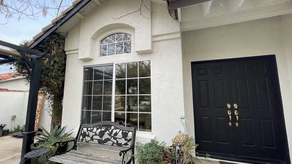 Corona House | California Style and comfort! 4 bedroom House in South Corona!