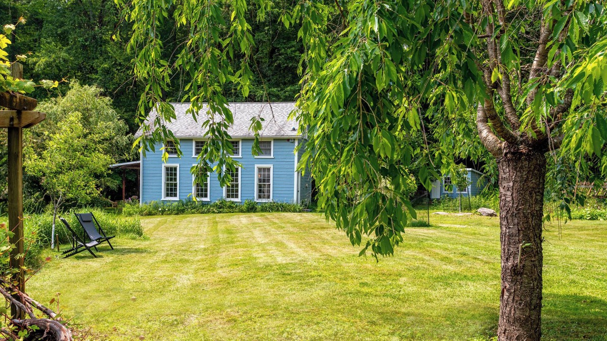 North Branch House | Callicoon Cottage with Private Pond, Fireplace and Fire PitnFamily, Pet Friendly