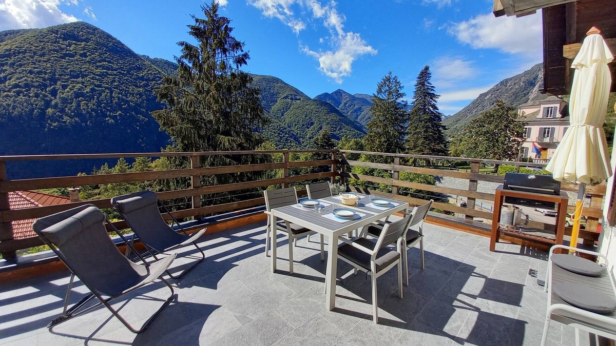 Isorno House | Calluna House, terrace in the sun of Onsernone