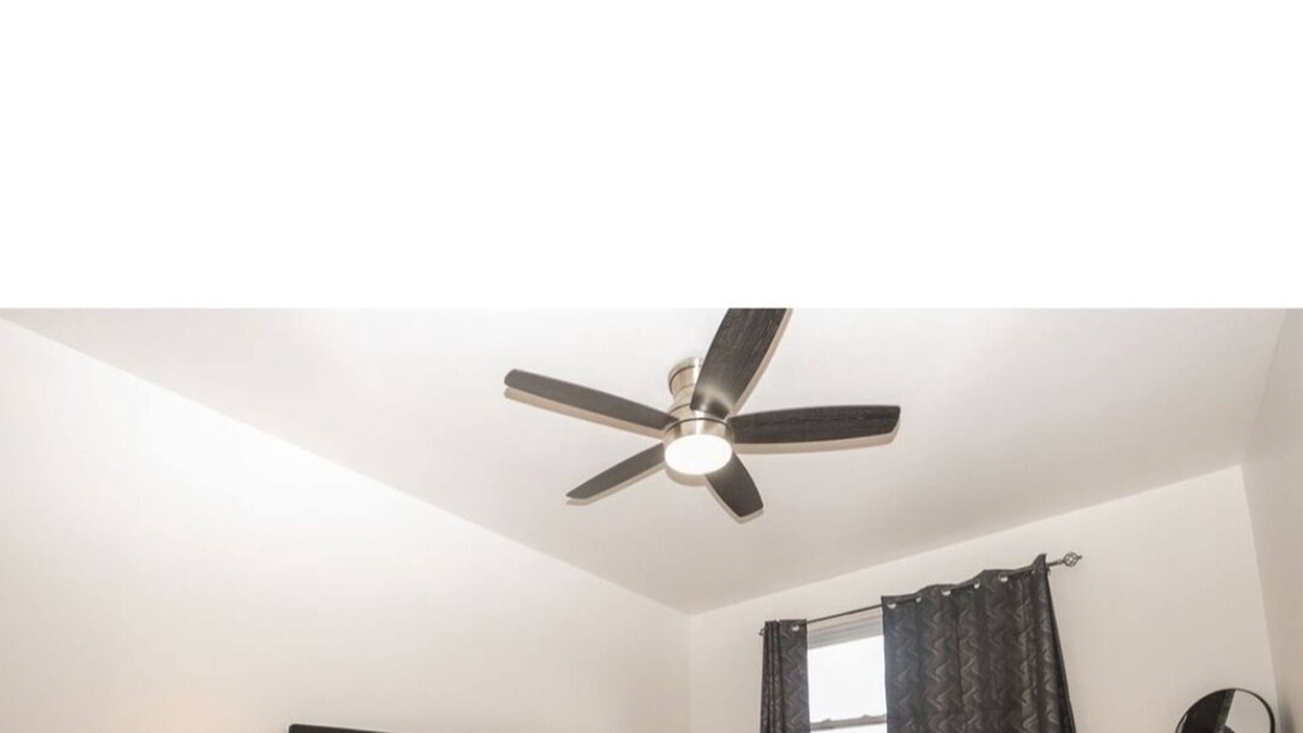 Canarsie House | Calm 1-bedroom private room located in a house in Brooklyn with AC, WiFi