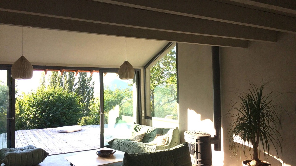Truinas House | CALM AND BRIGHT HOUSE, OPEN TO NATURE WITH JACUZZI
