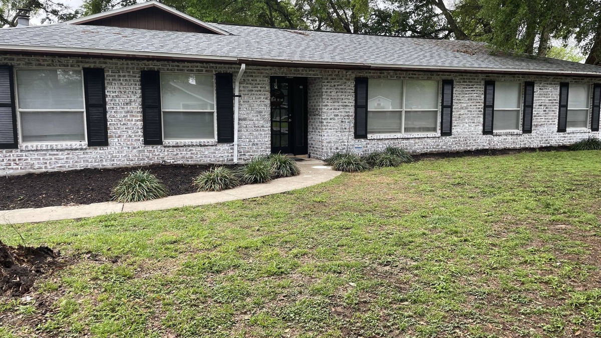 Fort King District House | Calm and Cozy Healing Escape -3 bedroom home