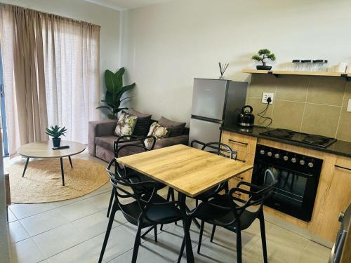 Derdepoort Apartment | Calm & Cozy Apartment 2