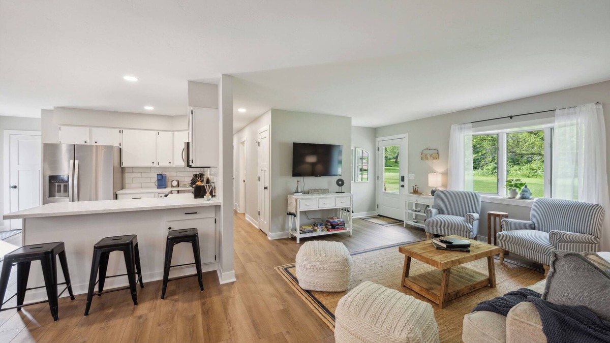 Green Lake House | Calm, Cozy Duplex Excellent For Everlasting Memories With The Family!