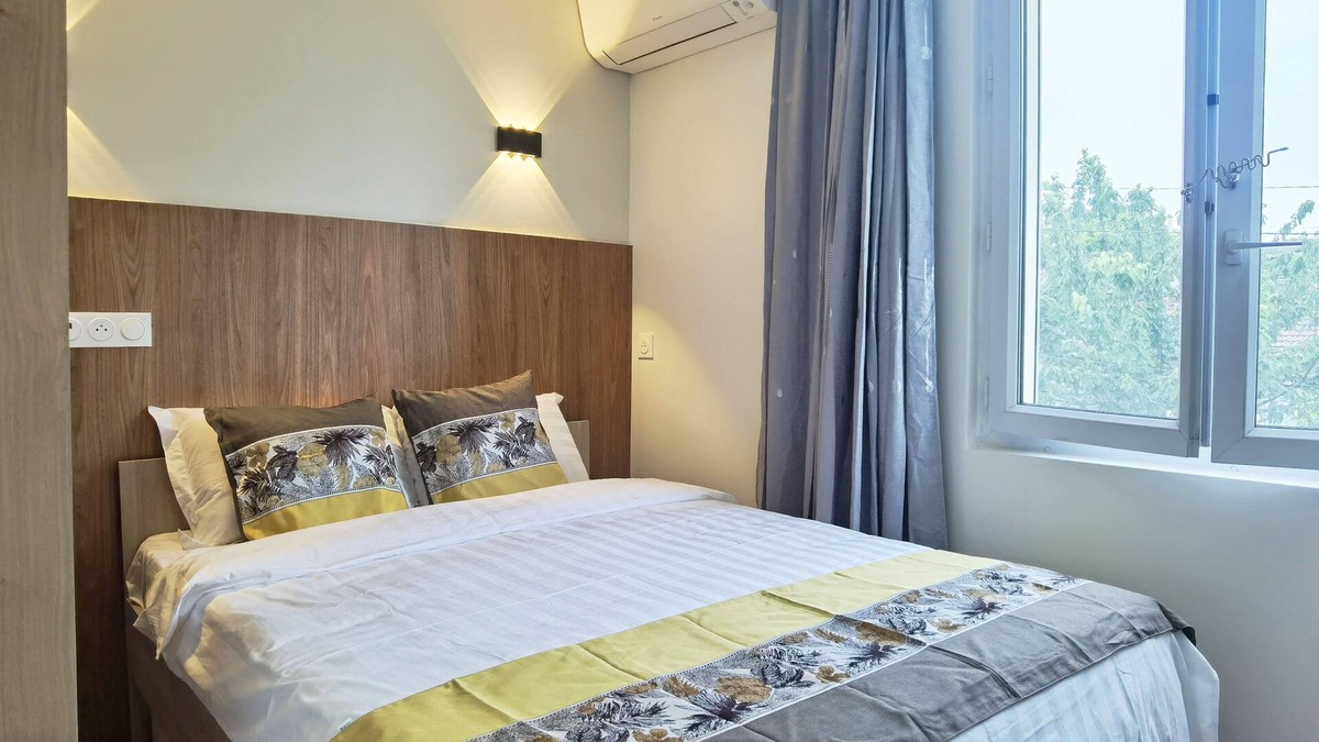 Villemomble Apartment | Calm Studio with AC/free charging parking（NO.4）