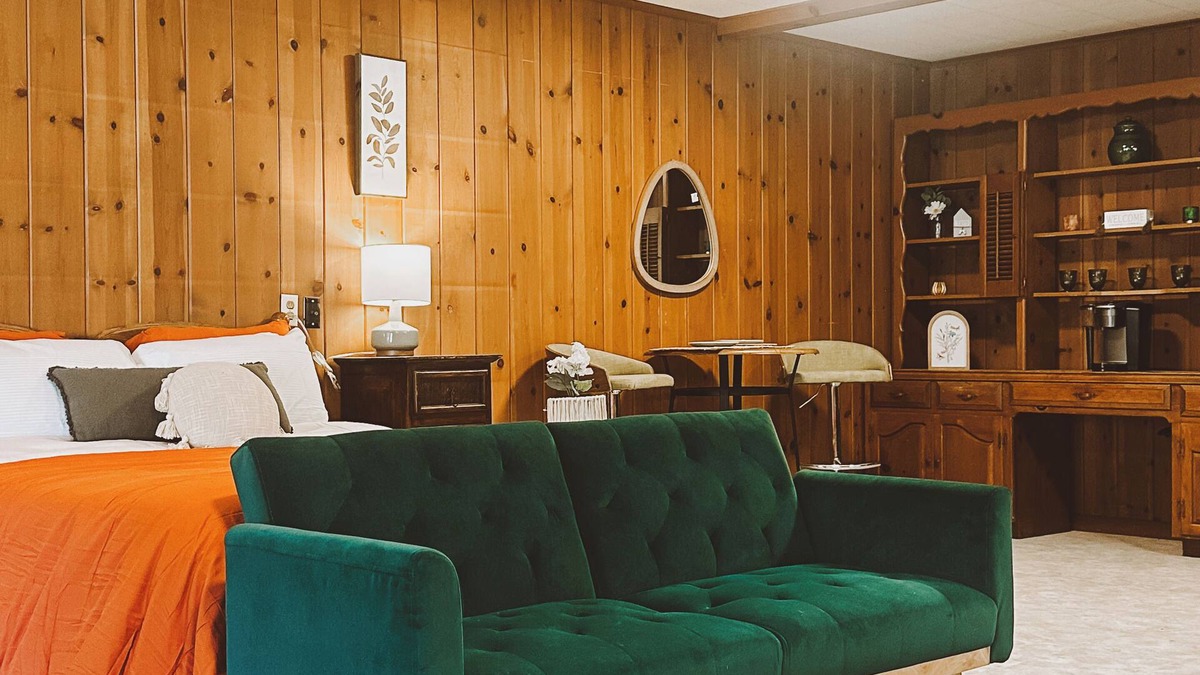 Vernon House | Calm, stylish space. Across the street from the park. Perfect little getaway.