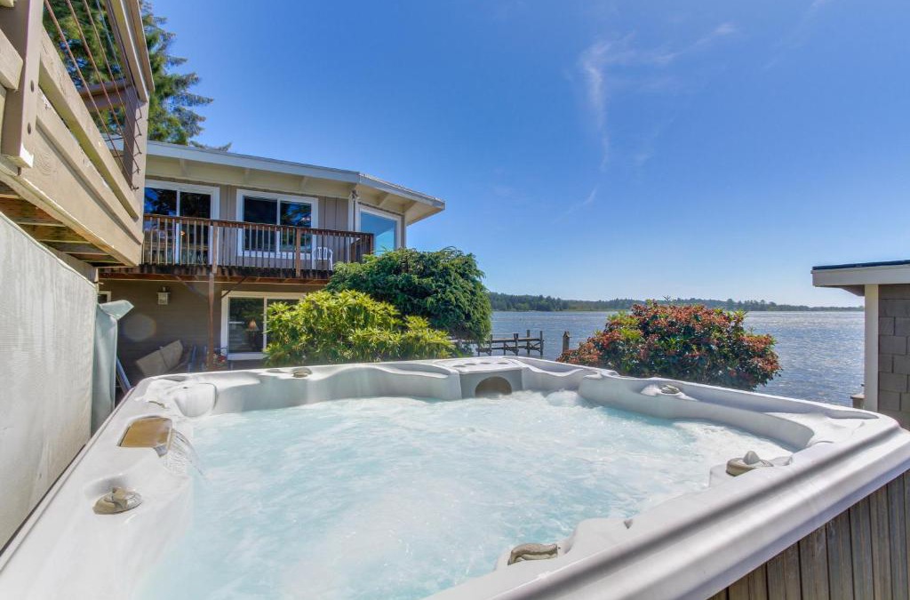 Otis House | Calm Waters