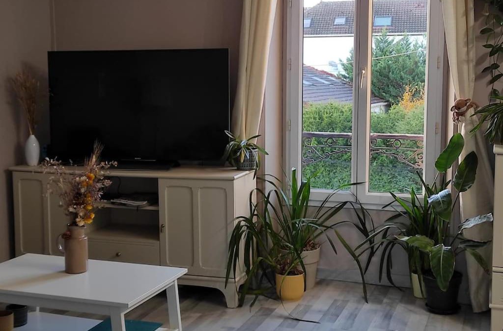 Melun Apartment | Calme à 3 min de la Gare de Melun