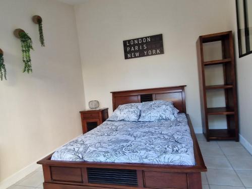 Bruyeres-le-Chatel Apartment | Calme et cosy à 2 pas du centre et du château
