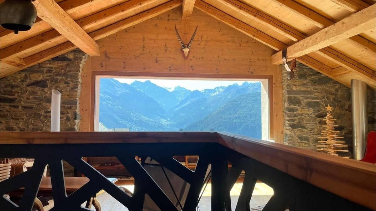 Levron Apartment | Calme, vue Imprenable sur les Montagnes, Près de Verbier, la Fouly et Champex