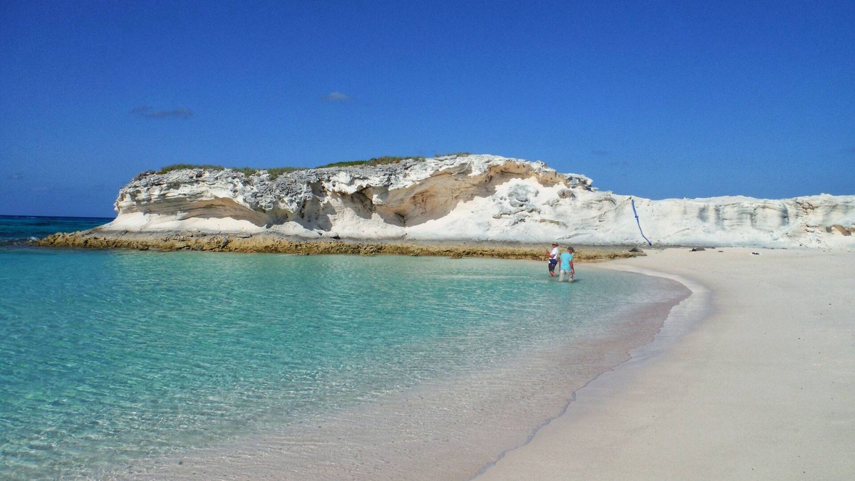 Port Howe Boat Rental | Calvert Catamaran Charters- Sail The Exumas & Out Islands * All Inclusive