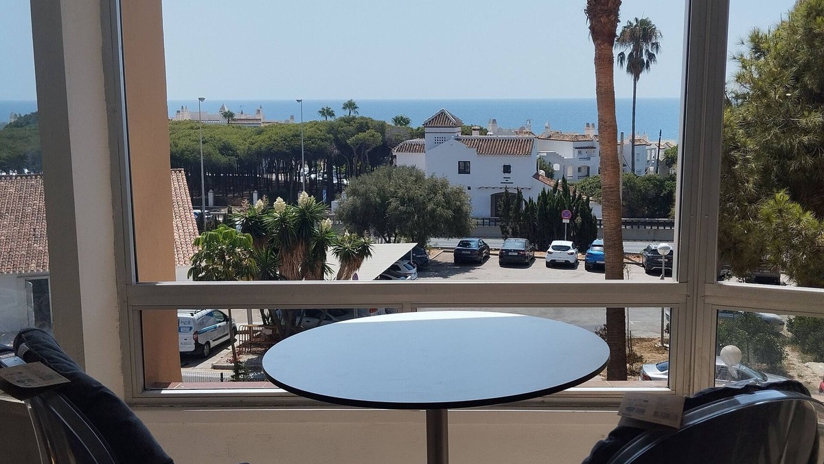 Sitio de Calahonda Condo | Calypso Condo 5 Min Walk to the Beach and close to all shops bars and restaurant