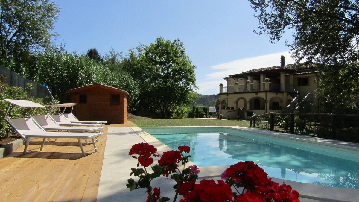 Valpromaro Apartment | Camaiore, splendid apartment in the hills with private pool.