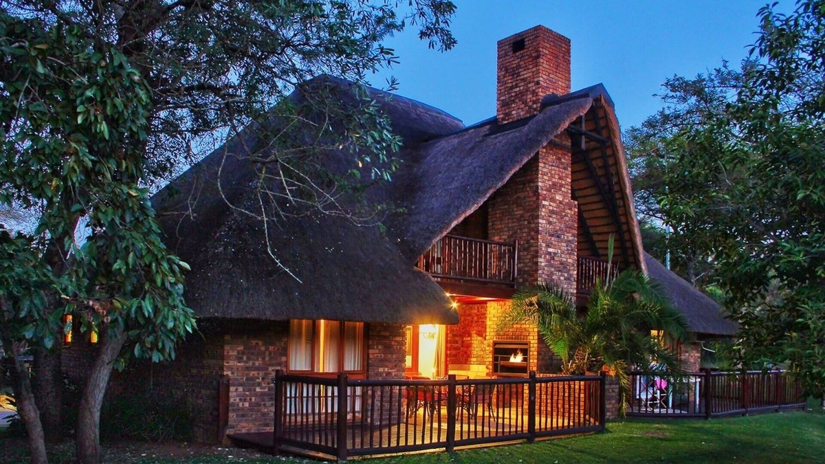 Hazyview House | Cambalala - Unit 2 - Luxury Self Catering Vacation Rental In Kruger Park Lodge