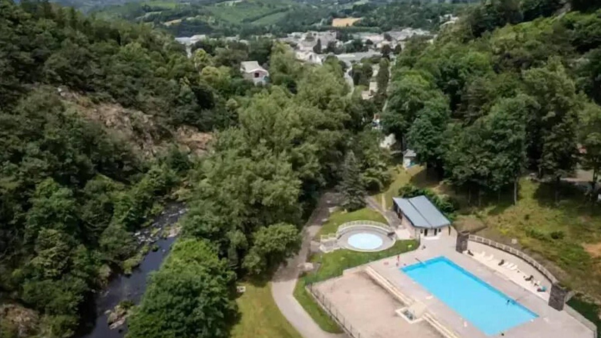 Brassac House | Camboussel Holiday Village * - Gîte 4/6 p - 1 bedroom - Ss Terr 6 people
