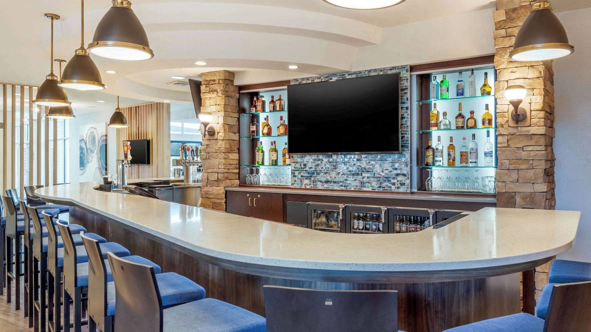Uniontown Hotel | Cambria Hotel Akron - Canton Airport
