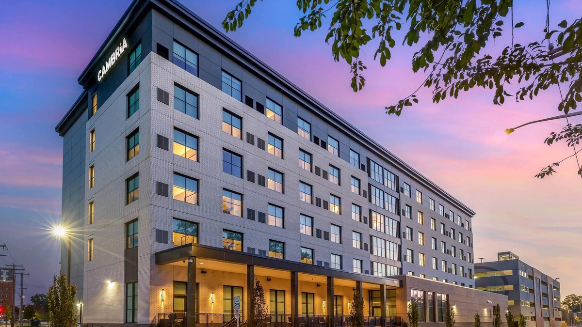New Haven Hotel | Cambria Hotel New Haven University Area
