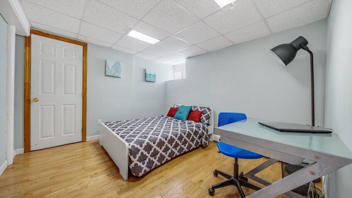 Belmont Apartment | Cambridge 2BD 2BTH Basement Apt with Parking