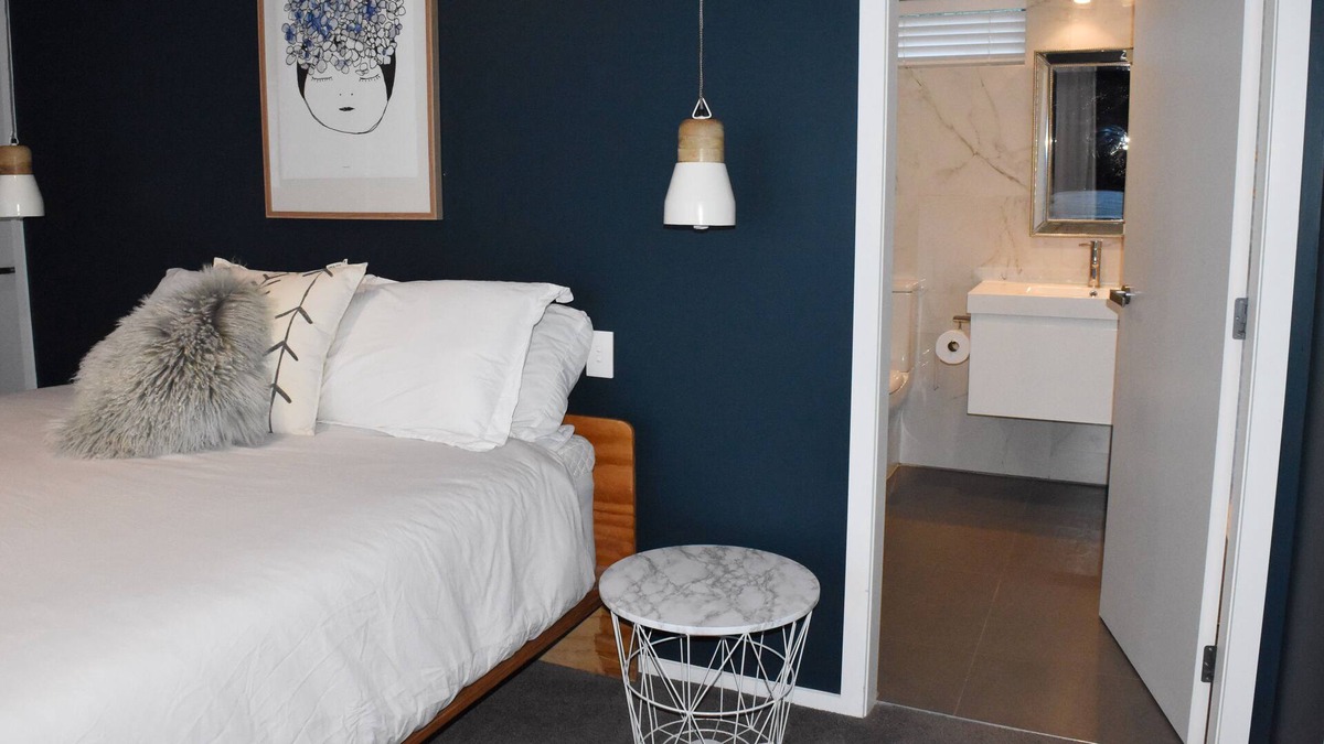 Cambridge House | Cambridge Riverside Executive Home