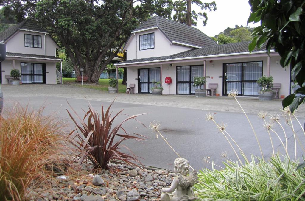 Lower Hutt Hotel | Camellia Court Motel