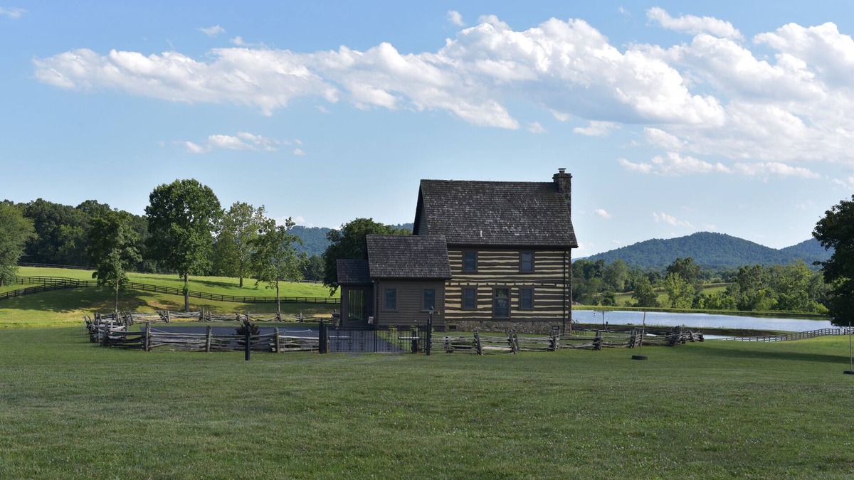 Flint Hill House | Camelot at Windsor Lodge, LLC