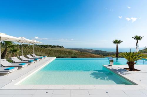 Ribera Villa | Camemi