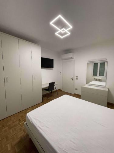 Legnago Apartment | Camera Samantha Legnago