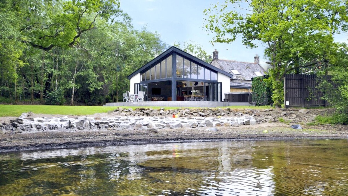 Alexandria Villa | Cameron North Lodge - Three Bedroom Villa, Sleeps 8