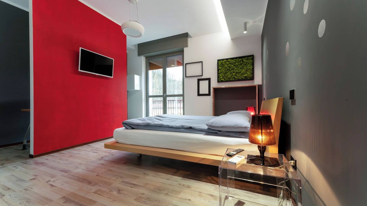 Crevacuore Apartment | Camillo Rooms - Room n. 5 6 km from Borgosesia between Valsesia and Valsessera
