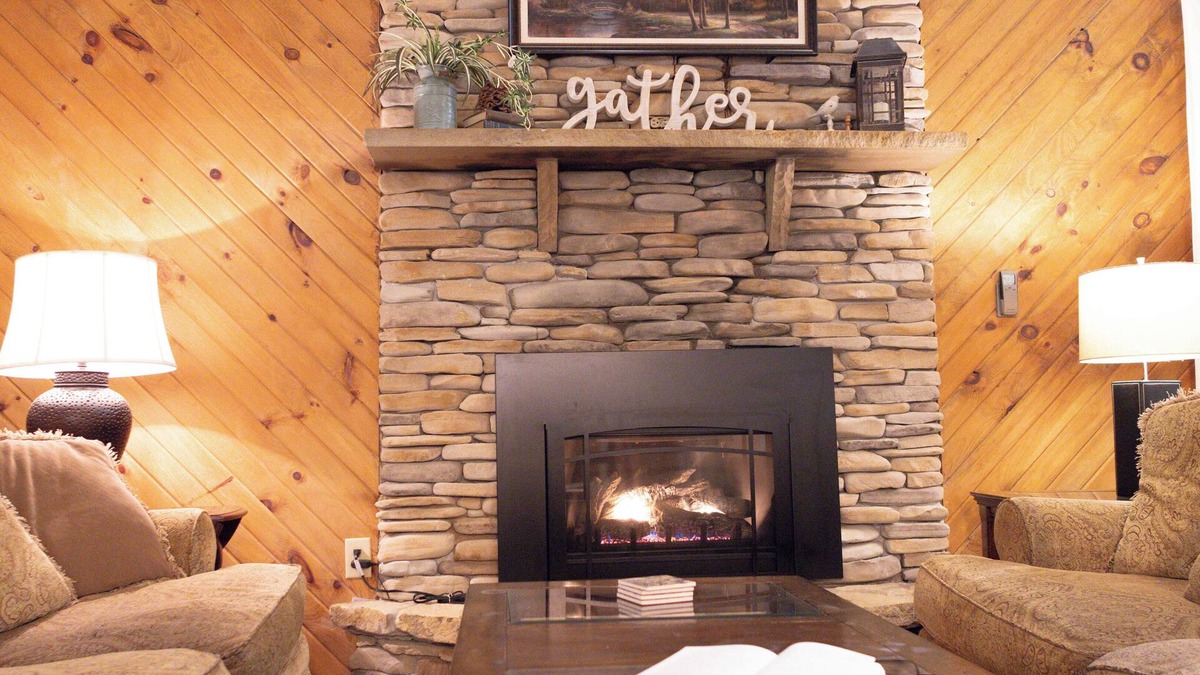 Cammal Cabin | CAMMALOT - Pine Creek Valley comfort close to rail trail and Pine Creek
