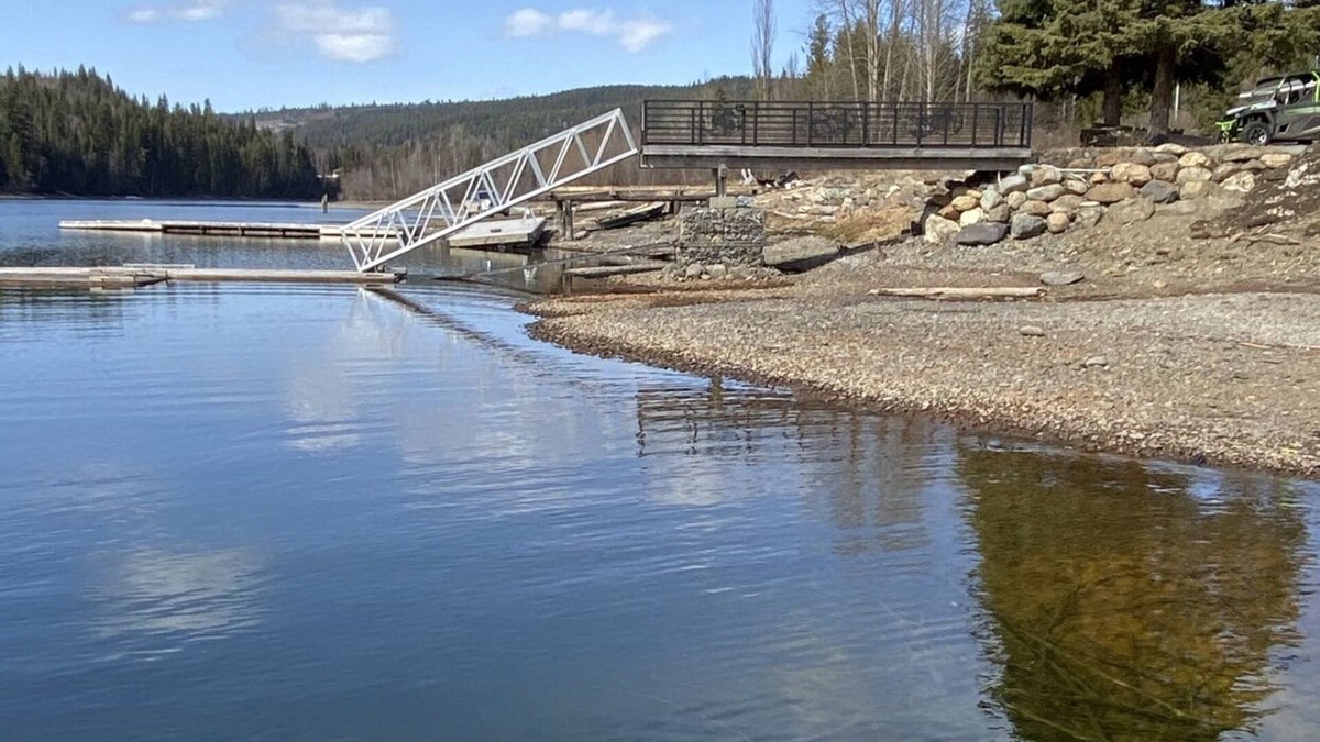 Likely House | Camp 72 On Quesnel Lake