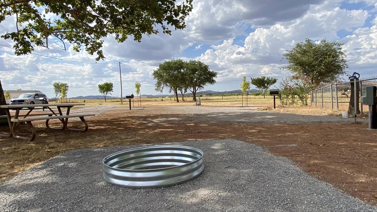 Cache RV Rental | Camp at the foothills of Wichita Wildlife Refuge & Mountains.