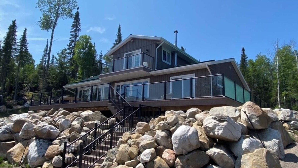 Unorganized Thunder Bay District Cottage | Camp One Island Lake