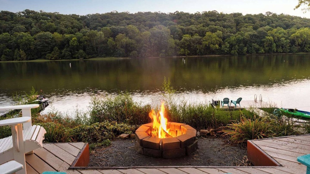 Bakerton House | Camp Patowmack - Riverfront, Hot Tub, and Sauna!