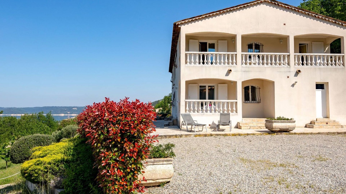 Bauduen Apartment | Campagne les Oliviers by Interhome