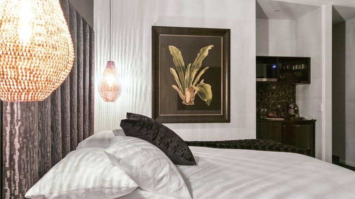 Meeniyan Apartment | Campania Non Spa Suite