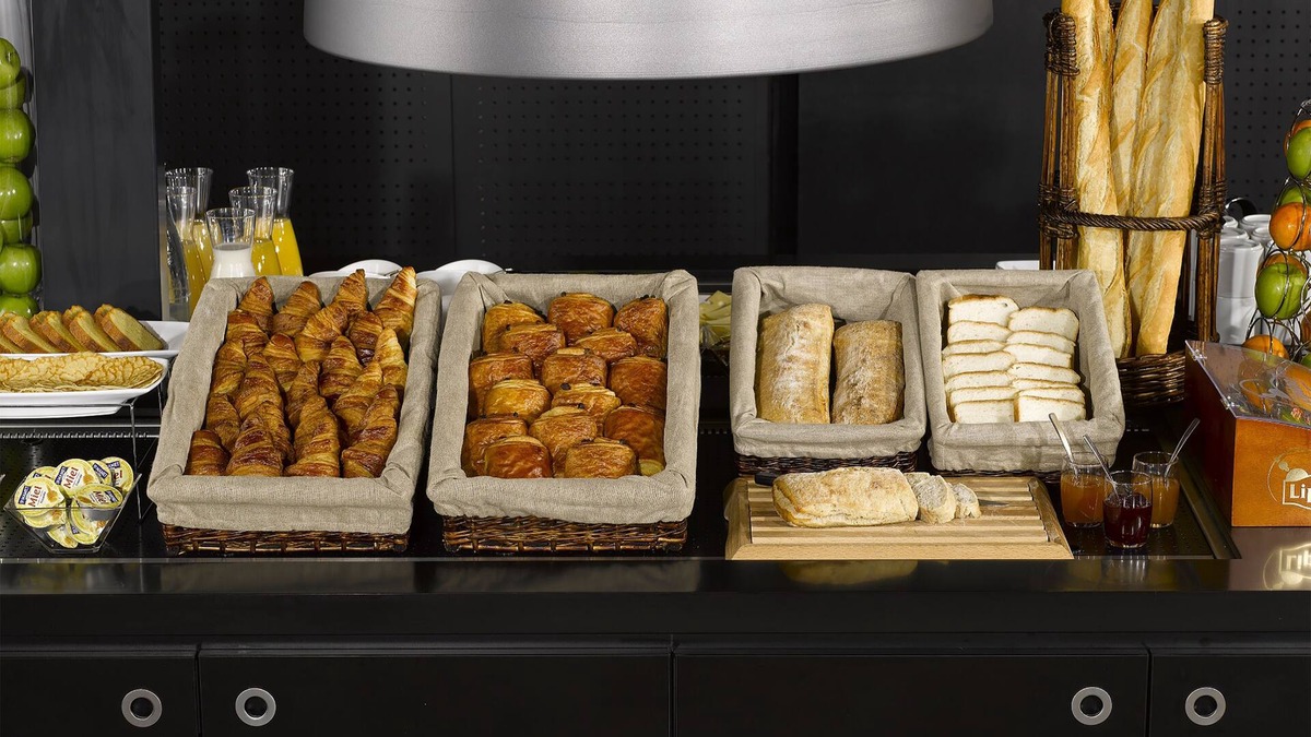 Chambray-les-Tours Hotel | Campanile Chambray Les Tours