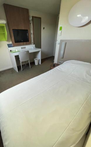 Loon-Plage Hotel | Campanile Dunkerque Sud - Loon Plage