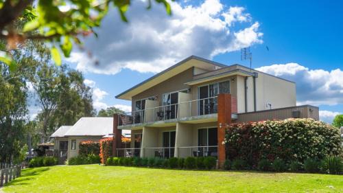 Echuca Hotel | Campaspe Lodge