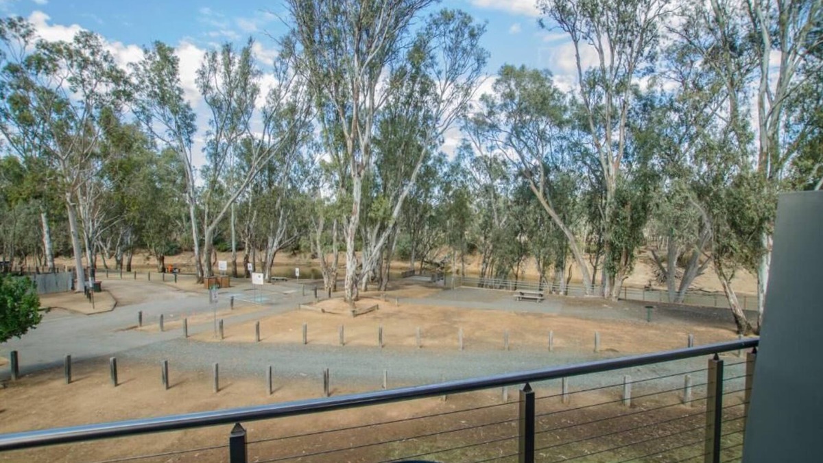 Echuca Hotel | Campaspe Lodge Echuca