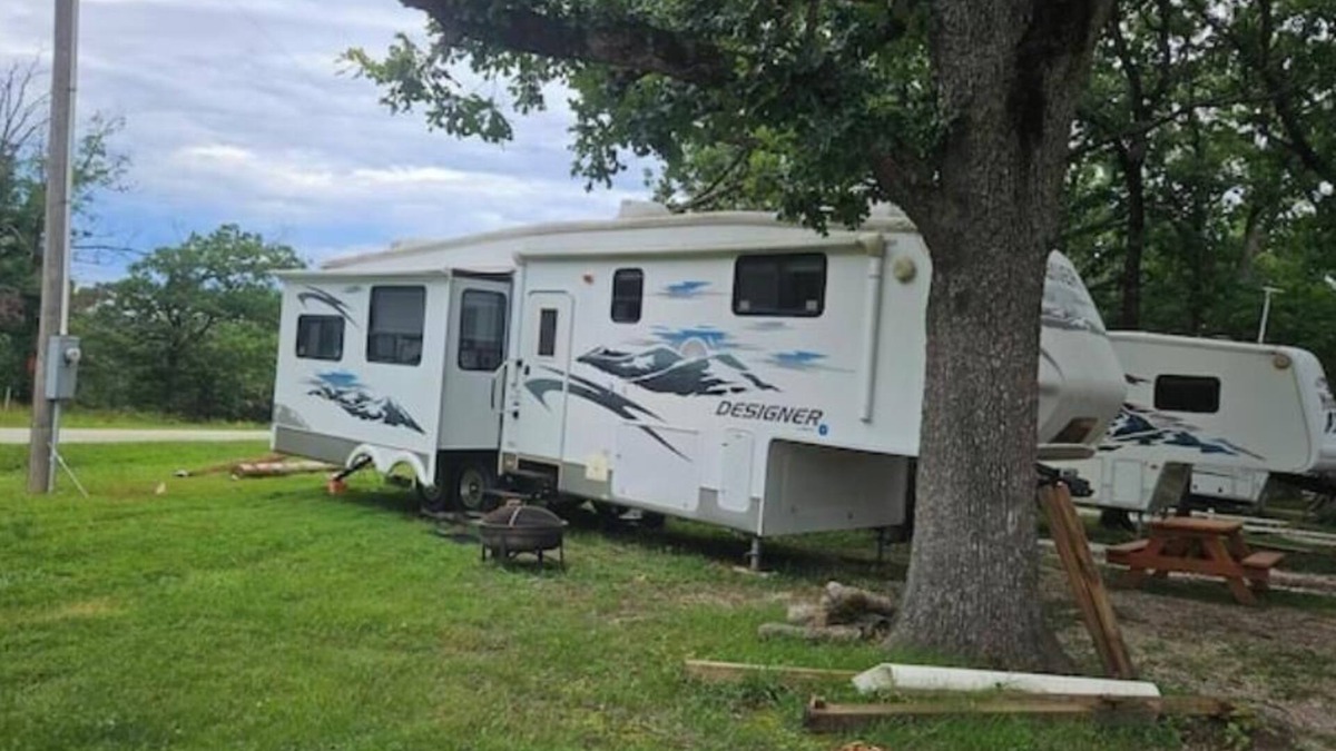 Dunnegan House | Camper 1 Jayco @ Heavens Ridge
