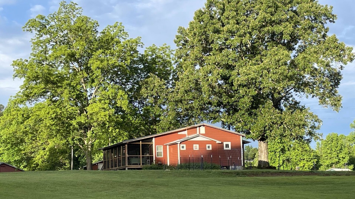 Campobello Cottage | Campfire Farm - A Rural Retreat in the Carolina Foothills