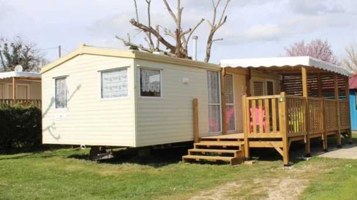 Casties-Labrande House | Camping 3 étoiles - Piscine - eehgef