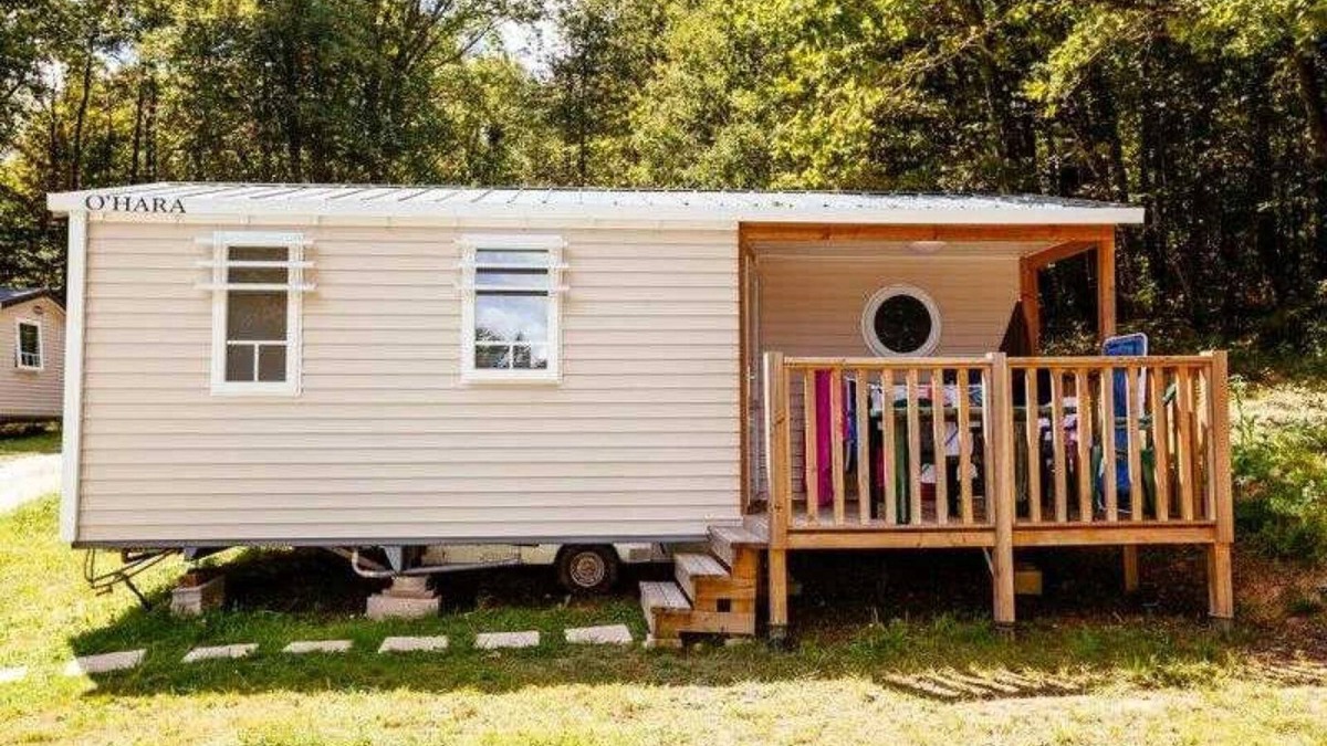 St-Sulpice-de-Mareuil House | Camping 3 étoiles - Parc aquatique - ccbbaia