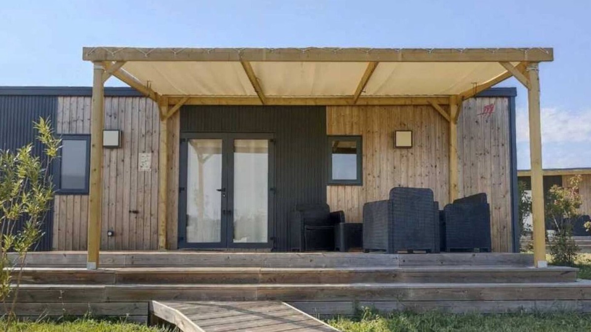 Mont-pres-Chambord House | Camping 3 étoiles - Piscine - ccbadcc