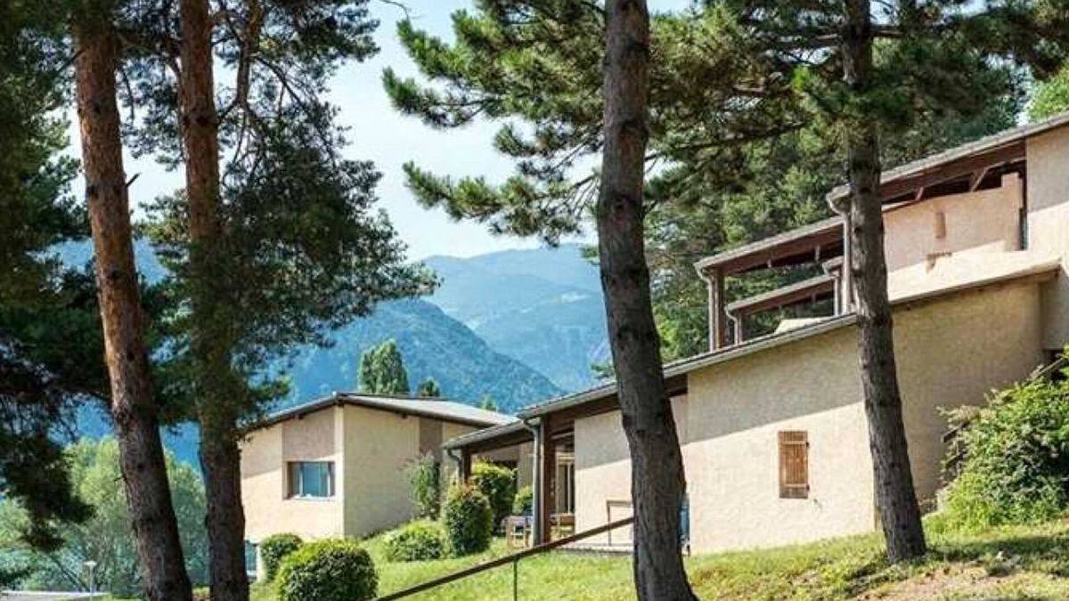 Chorges House | Camping 3 étoiles - Piscine - efbgif