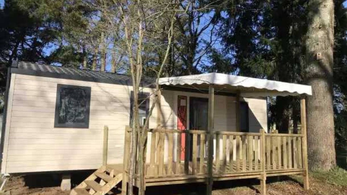 Guemene-Penfao House | Camping 3 étoiles - Piscine - eebec0