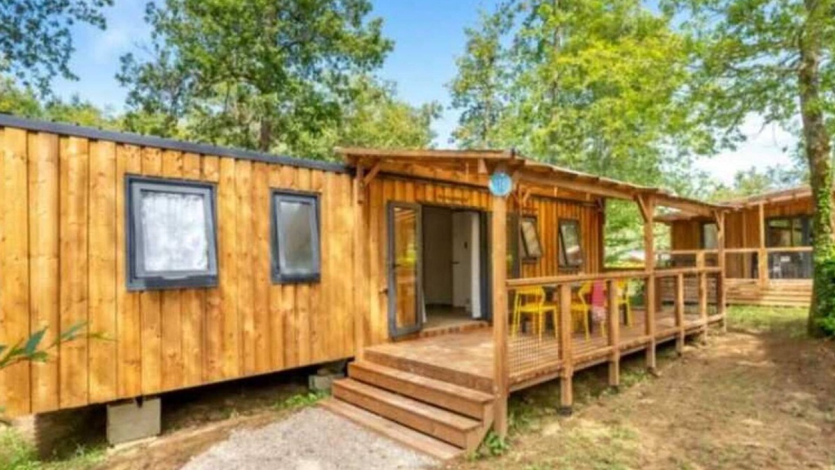 Pouzauges House | Camping 3 étoiles - ccbbhdb