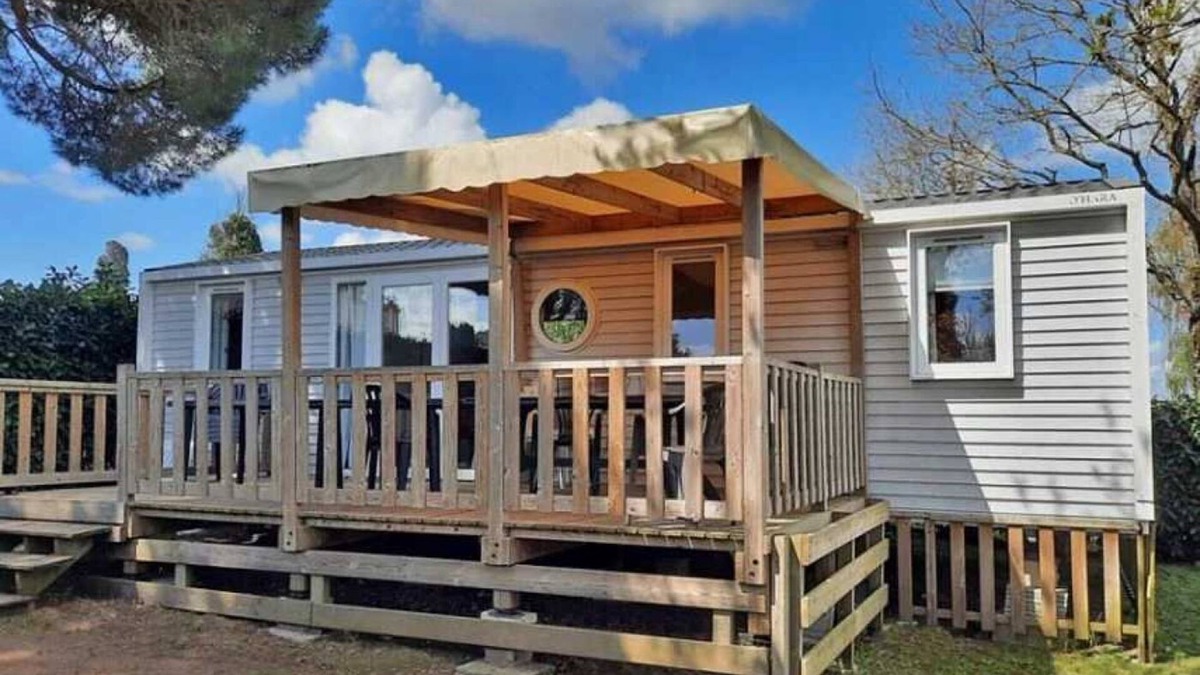 Argenton-Chateau House | Camping 3 étoiles - Piscine - ccbahif